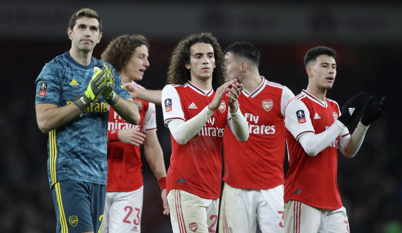 当选中甲最佳教练，李金羽：我并不是很看重，还是要脚踏实地（获评甲级最佳教练，李金羽：看淡荣誉，继续脚踏实地）