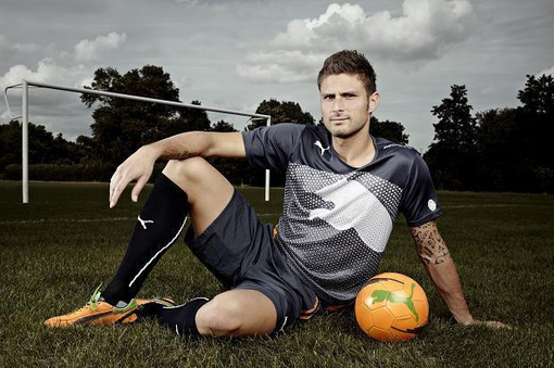 2025／26赛季英超：圣诞冠军有毒？阿尔特塔冷静发声（英超2025／26：圣诞榜首魔咒？阿尔特塔理性回应）