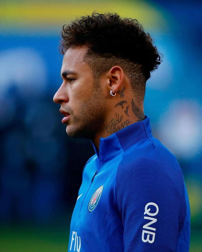 1-3爆冷输球！切尔西七场不败终结，利兹联保级希望大增（1-3意外落败！切尔西不败金身告破，利兹联保级前景转暖）