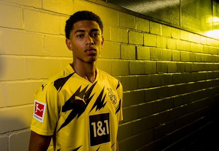 图片报：沃尔夫斯堡想挖凯尔，后者预计会在本轮联赛公开回应（图片报：狼堡有意签下凯尔，球员预计将在本轮联赛作出公开回应）