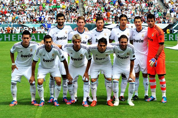 这队的兄弟情太动人了（这支队伍的兄弟情令人动容）