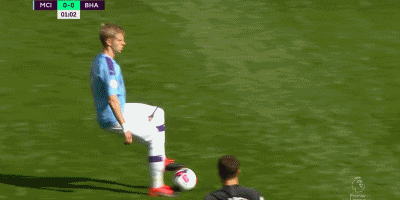 每体：为纪念重返诺坎普，巴萨在对阵毕包时会身着特别版球衣（每体：庆祝重返诺坎普，巴萨战毕尔巴鄂将披纪念版球衣）