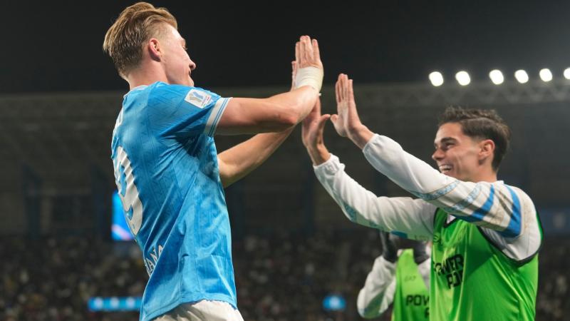 富安健洋：加盟阿贾克斯是全新开始，希望能成为年轻球员榜样（富安健洋：转投阿贾克斯开启新篇章，盼成年轻球员楷模）