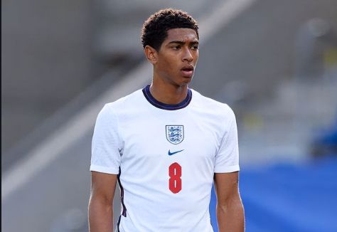 万项谈梅开二度：只能说运气比较好，赶上了这两个进球（万项自评双响：运气成分更多，恰好把握住两次破门）