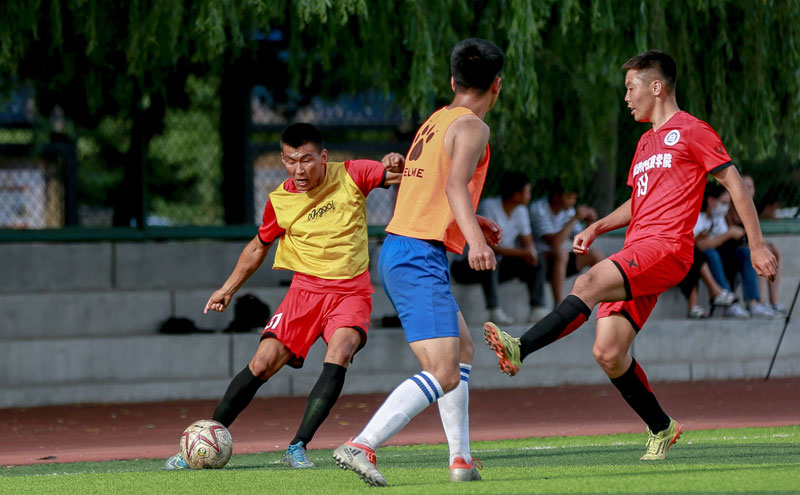 是否提前召回弗格森？许尔策勒：让我们看看一月份的情况吧（弗格森会提前回归吗？许尔策勒：一月再作决定）