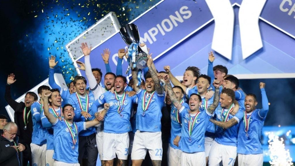 曼联官方：队内22名球员有望参加世界杯，其中3人需战附加赛（曼联官宣：队内22人有望出征世界杯，另有3人需经附加赛突围）