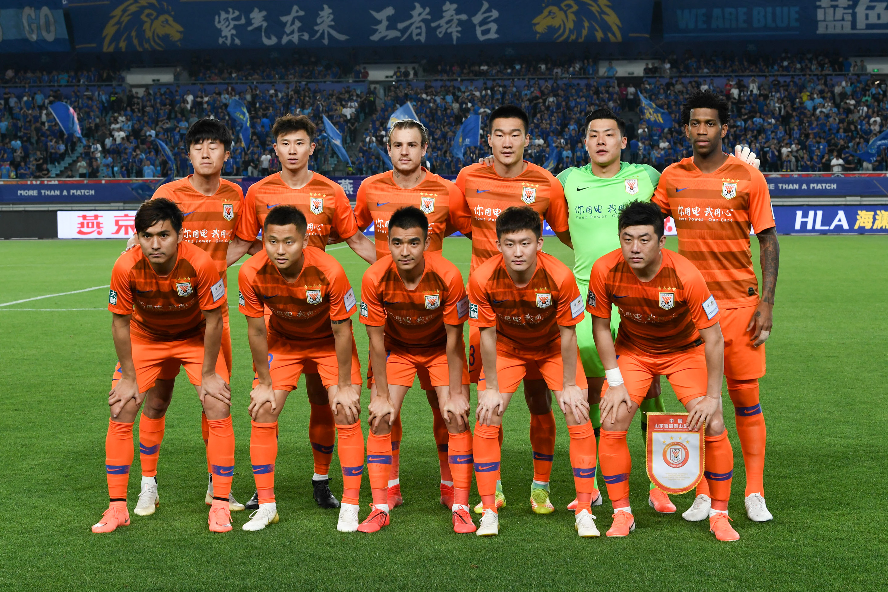 记者：老佛爷实际上更偏好外国教练，阿隆索很难坚持到1月份（记者称：弗洛伦蒂诺更青睐外籍主帅，阿隆索恐难撑到一月）