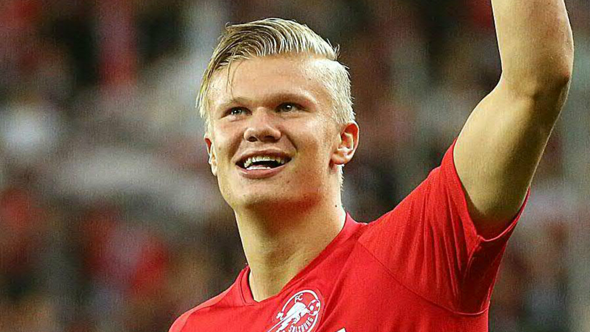 野性不可驾驭，美女球员莱曼晒大尺度艺术照（莱曼发布大胆艺术写真，野性魅力难以束缚）