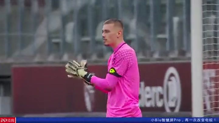 区域防守与人盯人差在哪？（区域联防与盯人防守有哪些区别？）