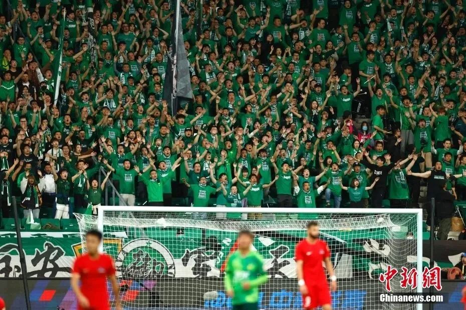 哈兰德数据：1次射门未能进球，贡献1次抢断3次解围（哈兰德表现：仅1脚射门未破门，完成1次抢断和3次解围）