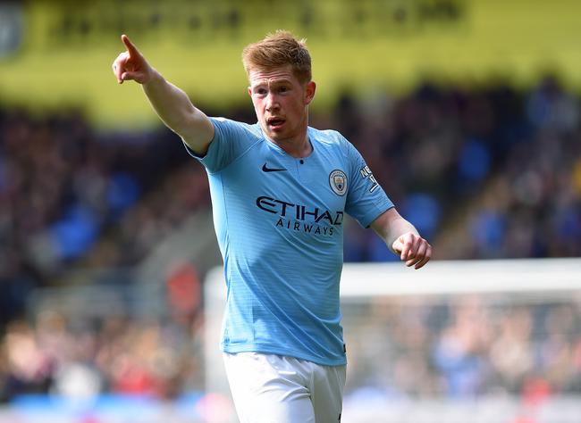 欧冠赛场精彩瞬间：巴萨2-1战胜拜仁,（欧冠之夜高光集锦：巴萨2-1力克拜仁）