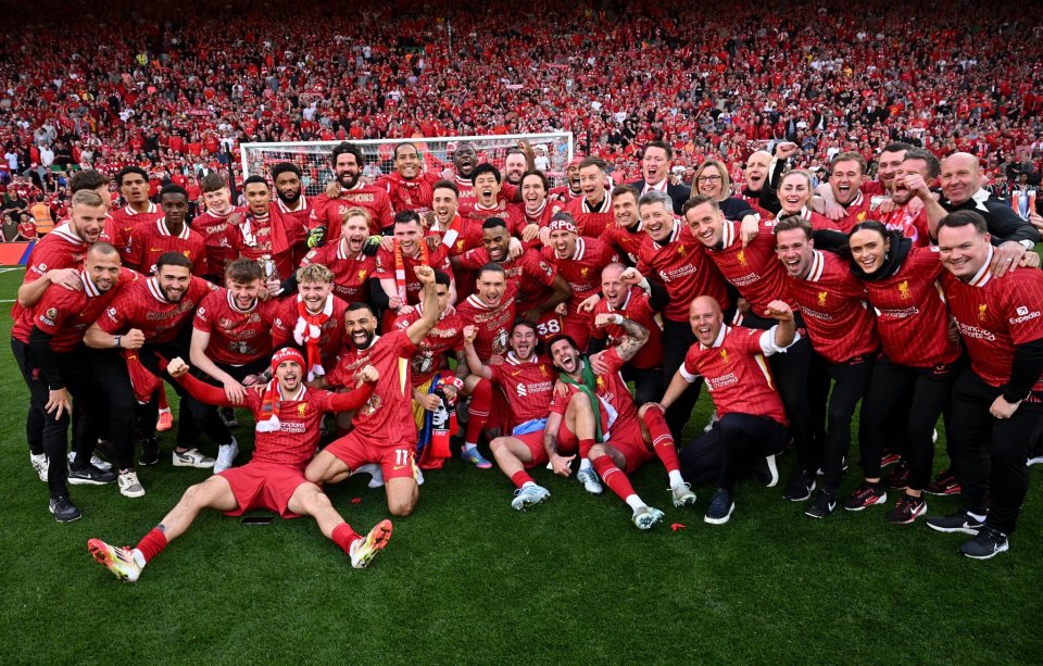 杨瀚森下半场防守端和篮板球卡位意识都有提升 期待更好表现！（下半场杨瀚森防守与篮板卡位意识明显提升，期待更出色发挥！）