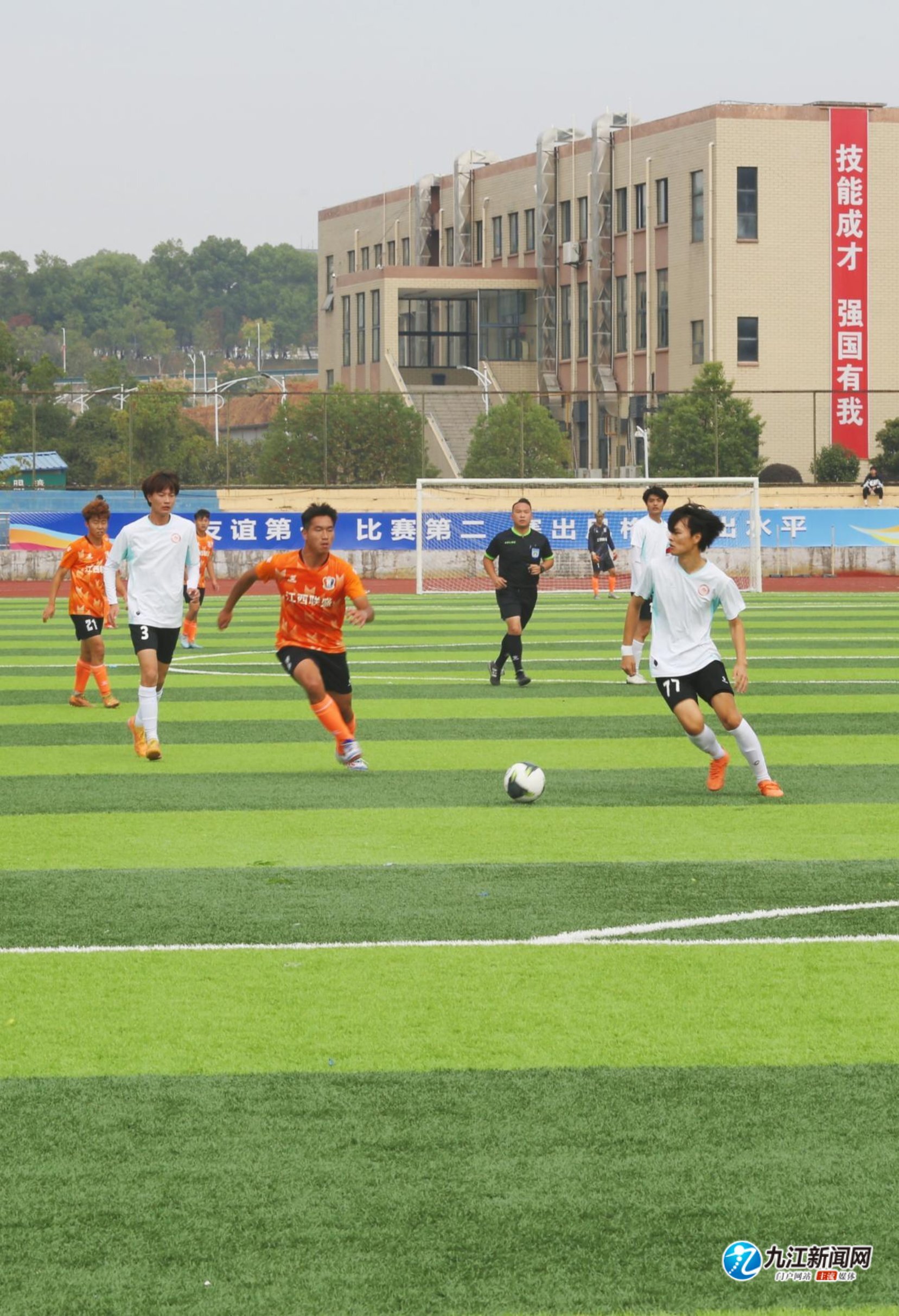 来在国内外 来在国内外